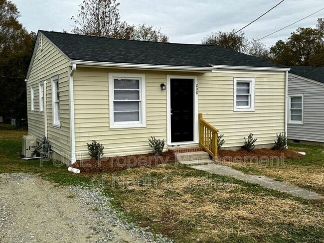 Photo - 208 S Lexington Dr