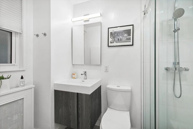Photo - 77 E 12th St Apartment Unit 3K