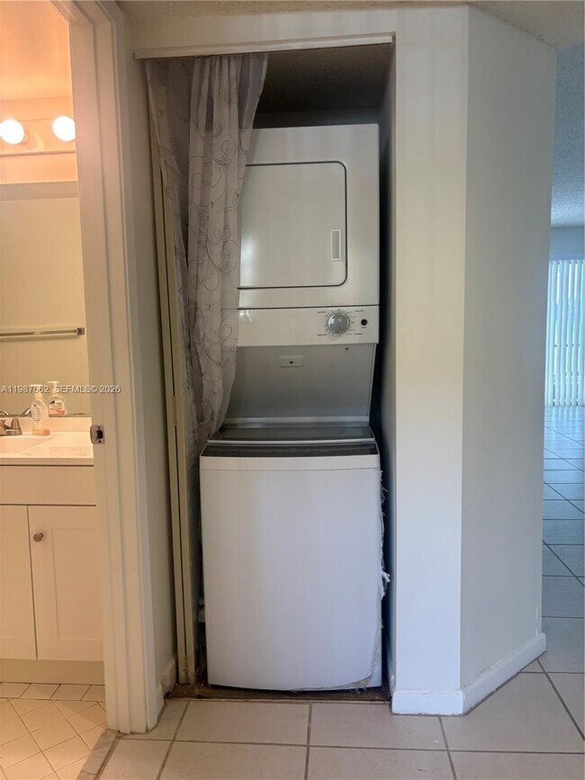 Photo - 1500 SW 131st Way Unit 110N