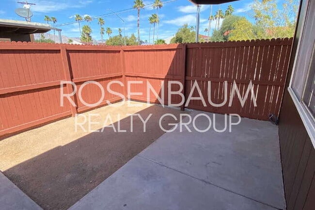 Photo - 2625 N Alvernon Way Unit e1