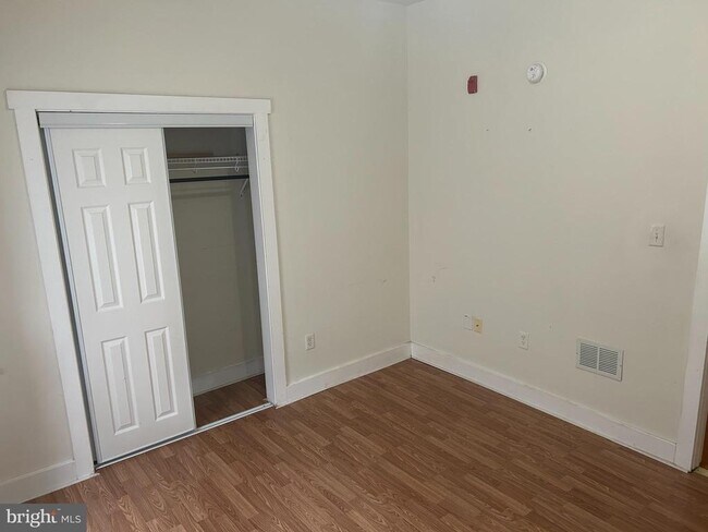 Photo - 1507 N 17th St Unidad 3