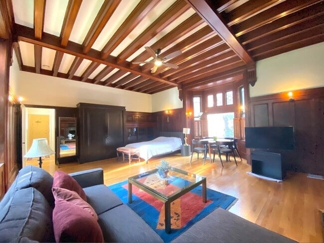 Photo - 384 Marlborough St Unit 2