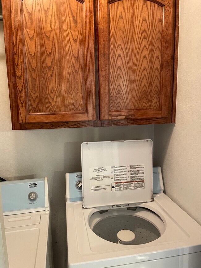 Laundry room - 3043 Scotland Dr Unidad 1