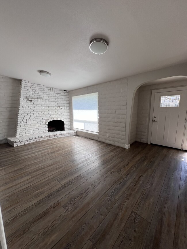 Photo - 5557 Tunitas Ave Unit A