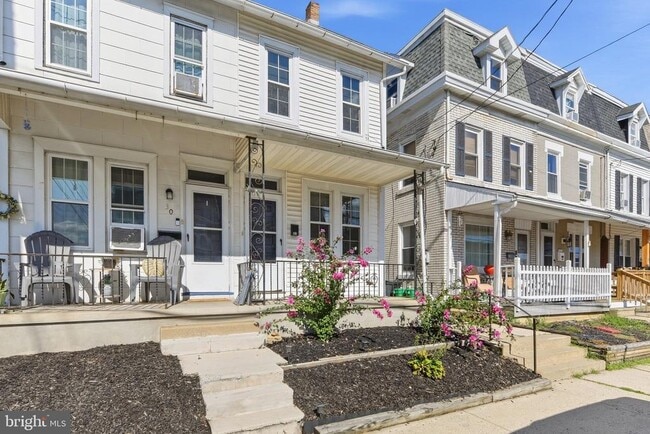 32 N Wyomissing Ave