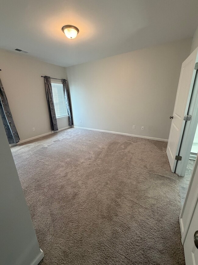 2108 Franks Ct