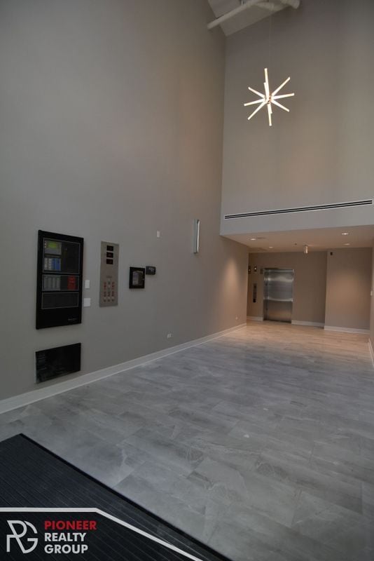 3833 N Broadway Unit 311