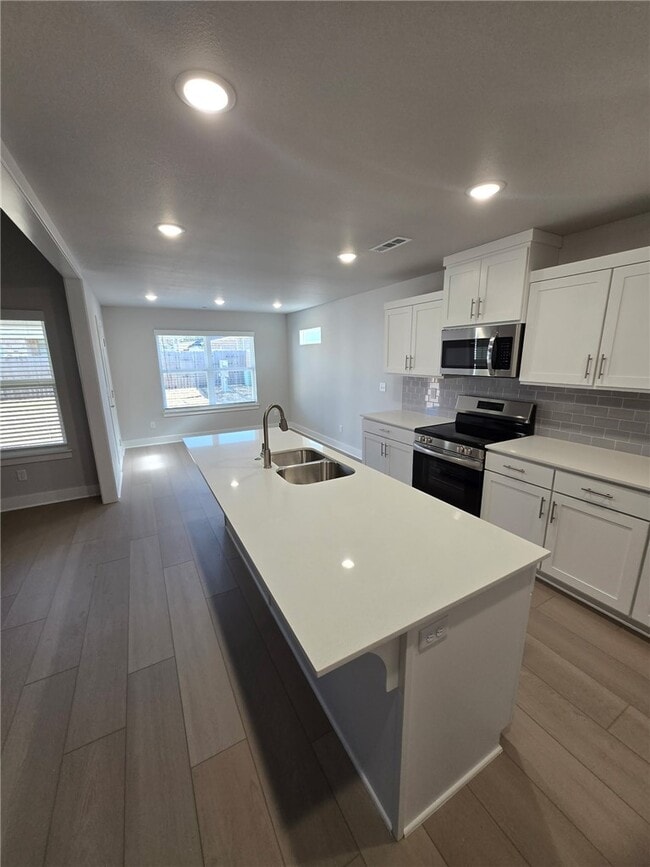 Photo - 480 S Benchmark Ln