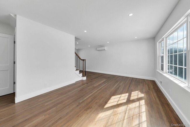 Photo - 11 Barbara Dr