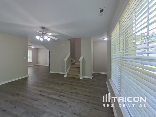 Photo - 296 Waxberry Ct