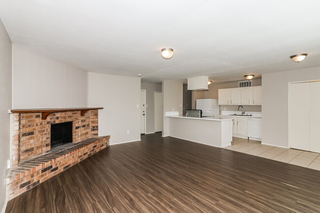 Photo - 5011 Ridge Manor Dr