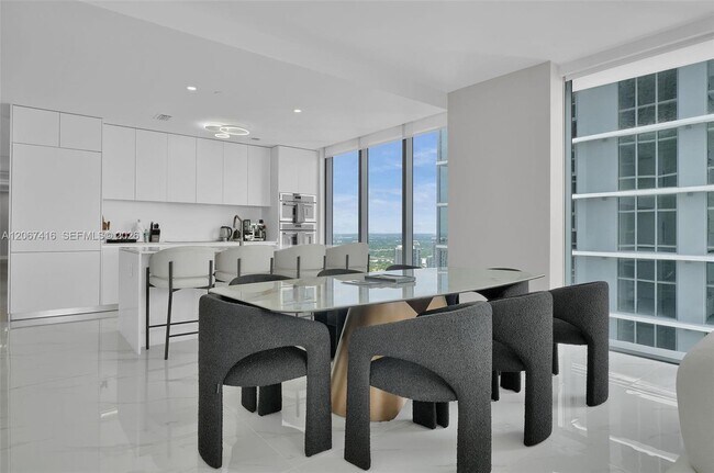 Photo - 700 NE 24th St Unit 4701