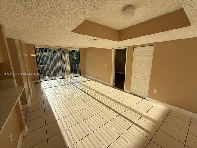 Building Photo - 8006 SW 149th Ave Unit D304 Rental