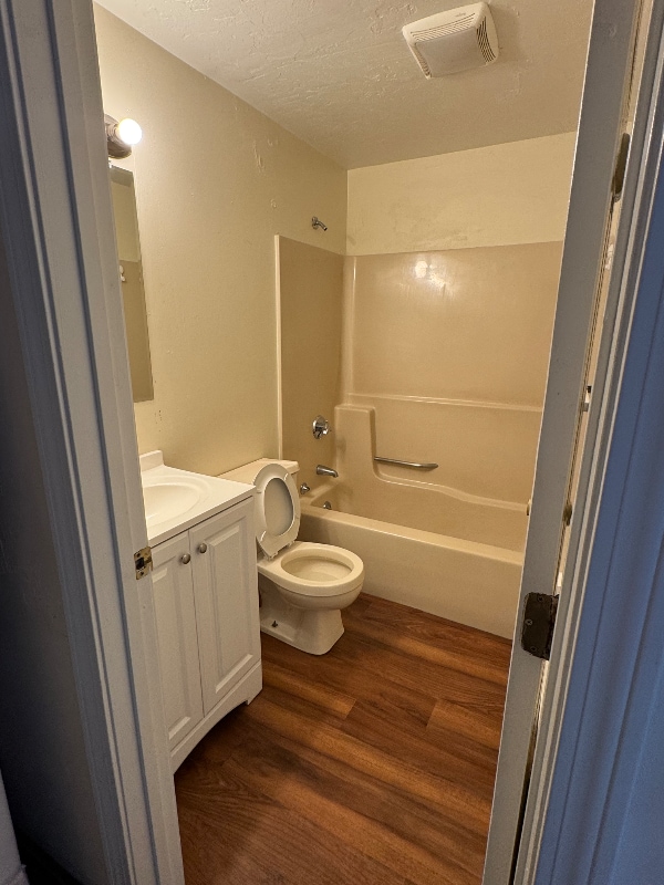 Photo - 11 Gibbs St Unit G109