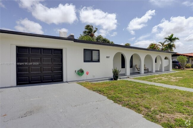 Building Photo - 3517 NW 179th St Rental