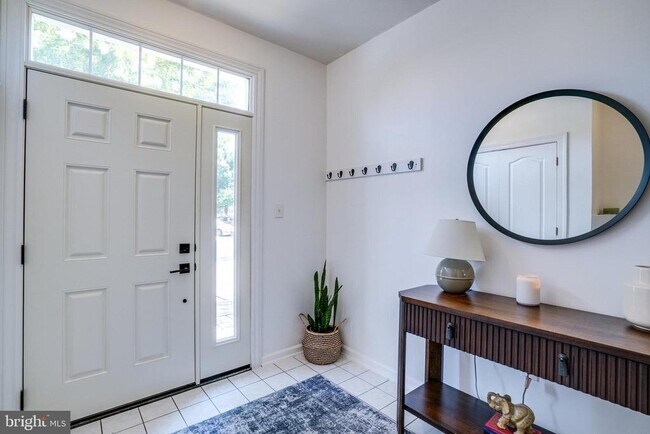 Photo - 955 Herons Run Ln Townhome