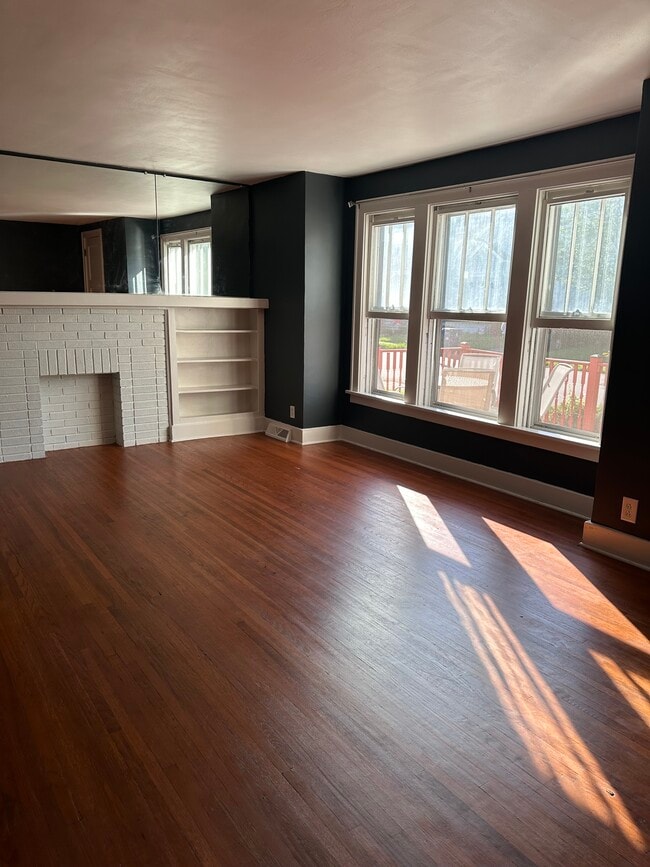 Building Photo - 69 Avery Ave Unit Lower Rental
