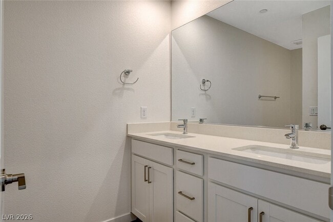 Photo - 3354 Via Strada St