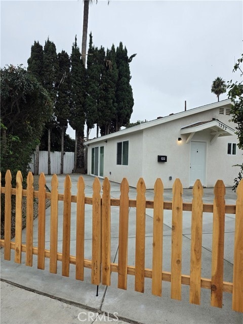 Building Photo - 1232 W Palm Ave