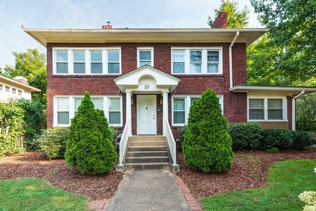 Photo - Central - Beautifully Restored and Updated Apartment