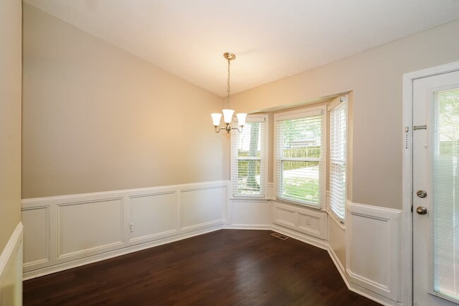 Photo - 408 Dellwood Dr