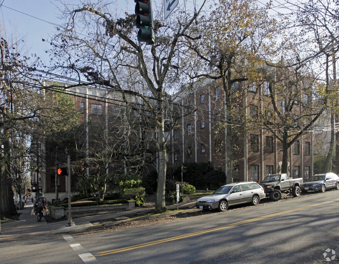 Portland Rose Apartments - Portland Rose Apartments