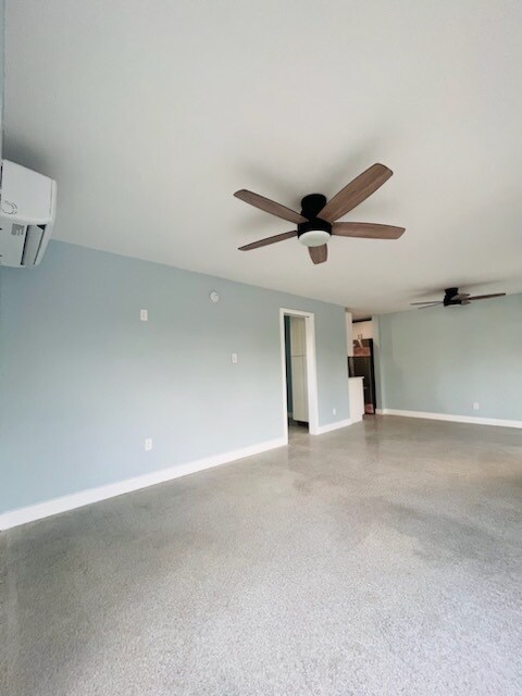 New Living room - 1060 SE 14th Pl Unidad 16C