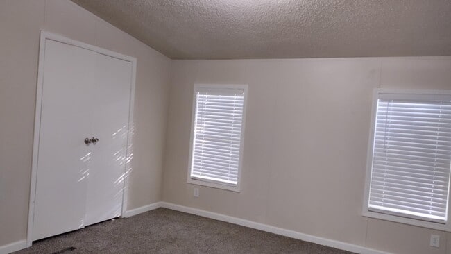 Photo - 814 Mercedes Benz Ct