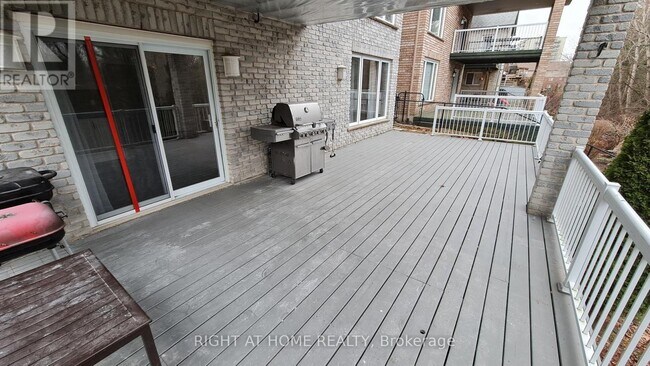 Photo - 172 Lena Crescent