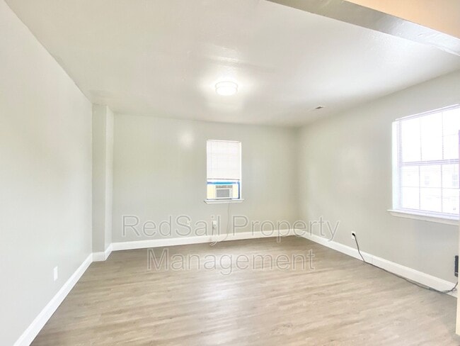 Photo - 1240 24th St Unit B