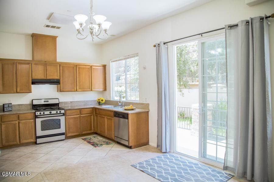 Photo - 1486 Patricia Ave Townhome