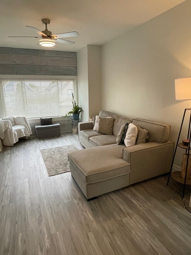 Photo - 3625 W Shakespeare Ave Unidad 3
