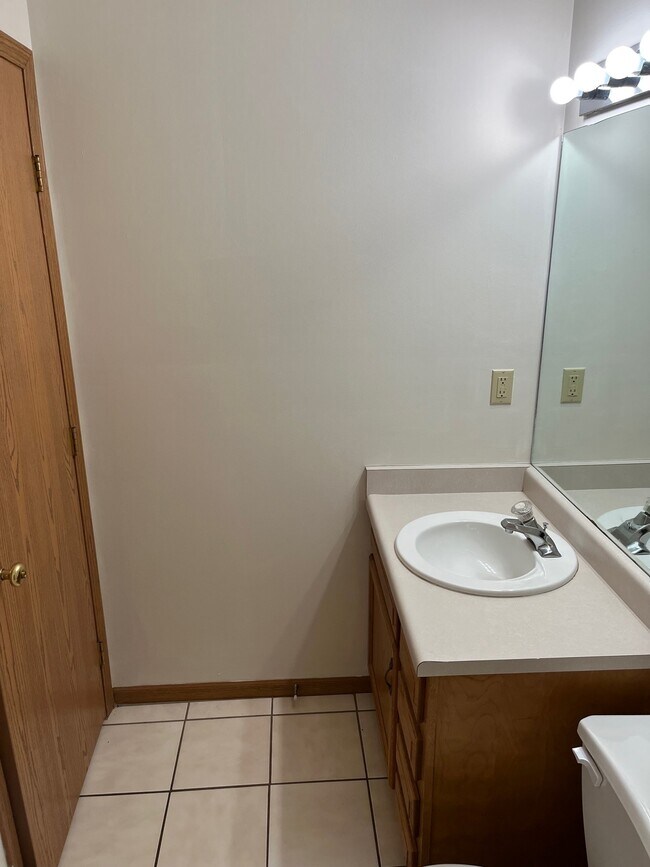 1268 Todd Lane Apartments Troy, OH