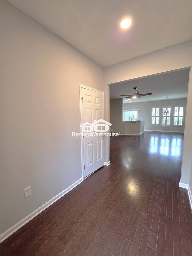Photo - Beautiful 3-bedroom townhome in North Rale...