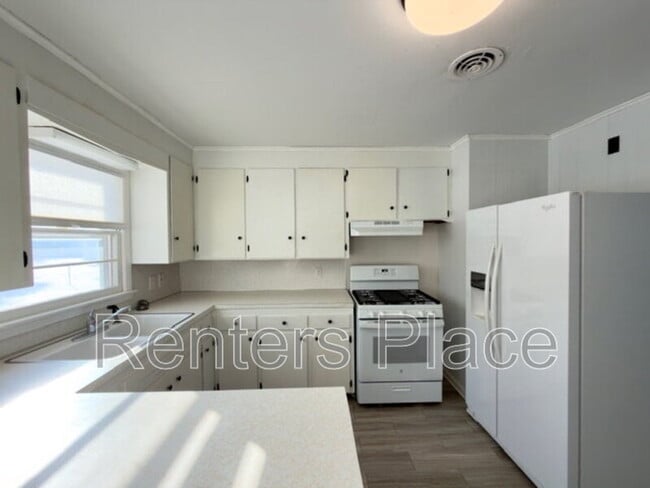 Photo - 431 S 109th E Ave