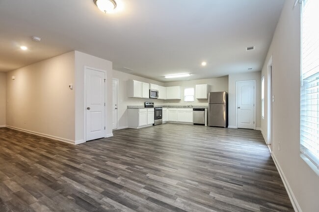 Photo - 508 Wagon Trail