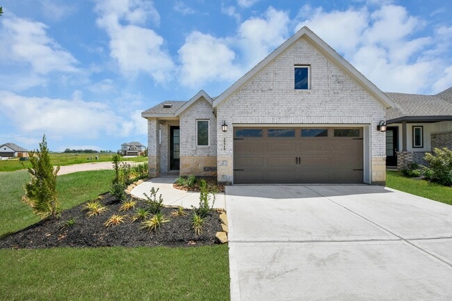 Building Photo - 29515 Pondview Dr