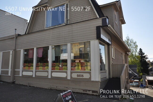 Building Photo - 5507 University Wy NE Unit 5507 2F