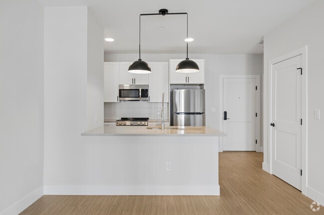 2BR, 2BA - 1,053SF - Kitchen - The Village