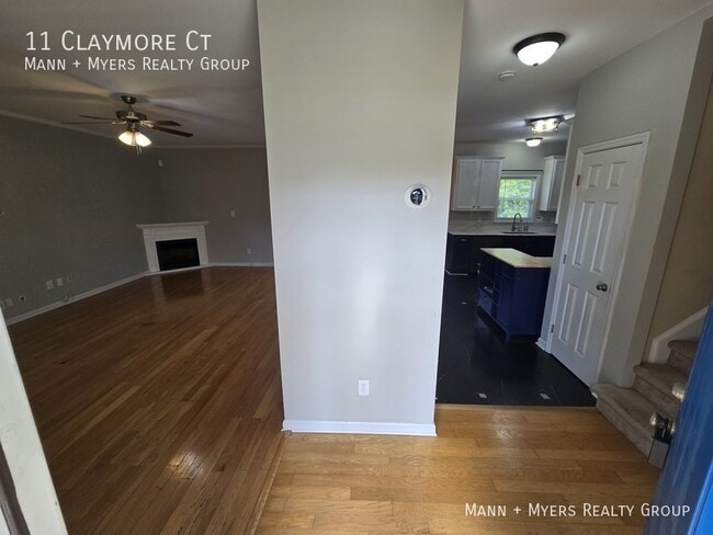 Photo - 11 Claymore Ct