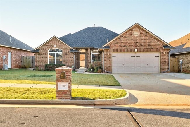 Building Photo - 7508 NW 134th St