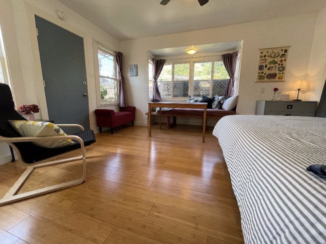 Photo - 3606 Nevil St Unidad 2