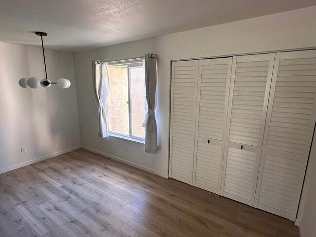 Photo - 2948 Yulupa Ave