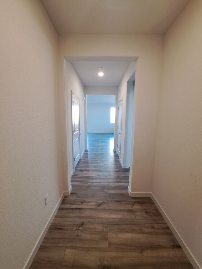 Photo - Beautiful, Almost New Home in Monte Verde ...
