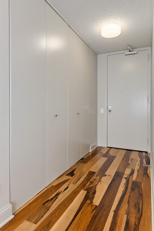 Photo - 30 E Huron St Unit 3105