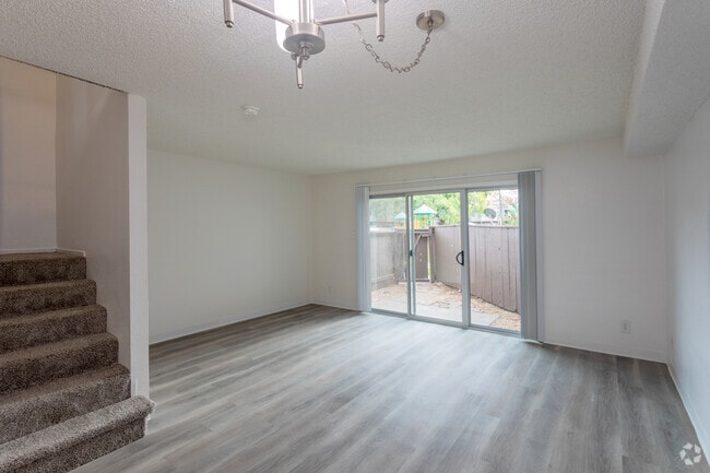 Interior Photo - Foxdale