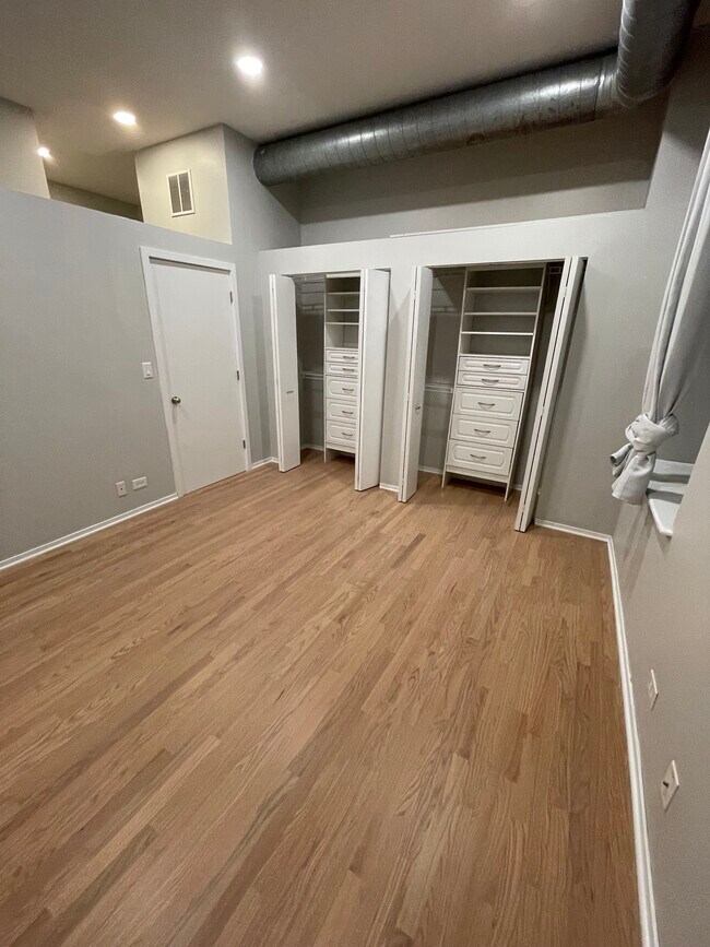 Dormitorio - 811 S Lytle St Unidad 618