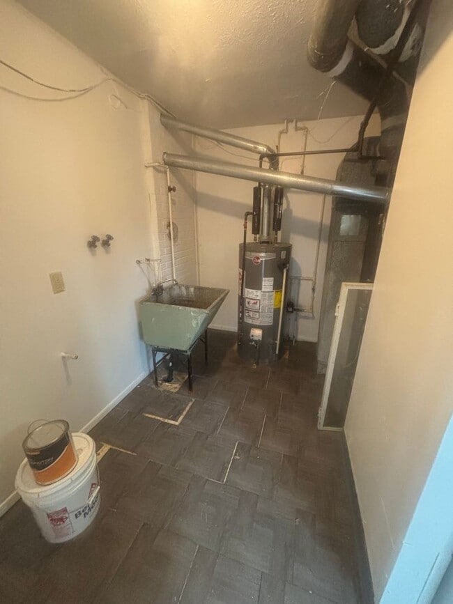 23673 Banbury Cir