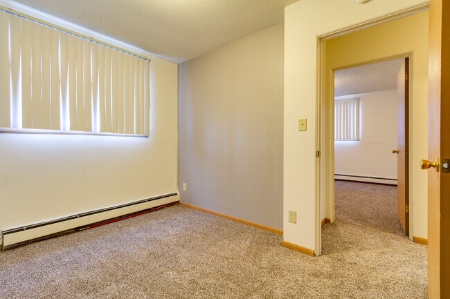 Photo - Stevens Apartments