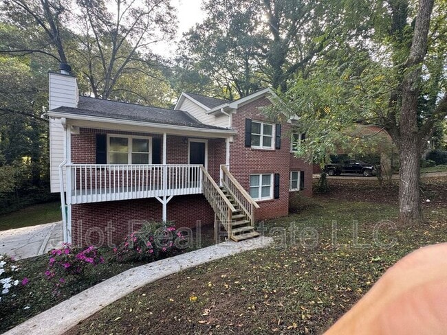 Building Photo - 459 Oak Hill Cir